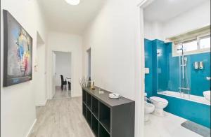 Metro Roma Home