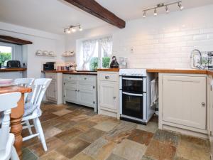 2 Bed in Exeter oc-90455