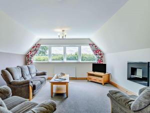 3 Bed in Crediton oc-waie2