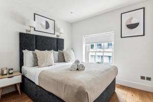 BnBNova - Fitzrovia - 1BR with Balcony near Soho