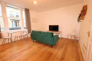 Alma Vale Flat 2B