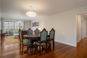 Camélias Apartment II by An Island Apart