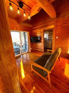 Aso Log house with a superb view 2 minutes by car from Roadside Station Kugino Accommodation room