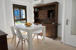 Apartamento Frente al Mar con Piscina