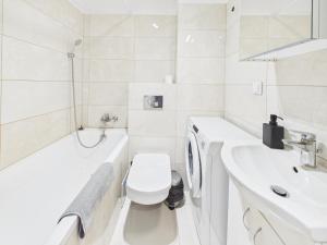 SuperApart Łużycka 10 - Komfortowe mieszkanie na Mokotowie