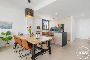 ViVi Homes - Regalo - Sea view - terrace - pool