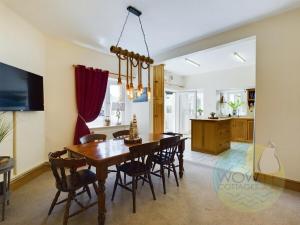 Haslemere Cottage, Beer – Coastal Getaway Near the Beach