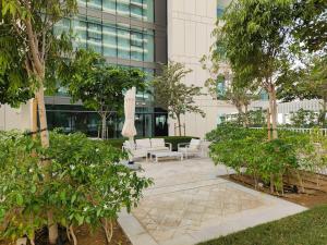 Modern 3bdr in Emaar Beachfront Beach Vista