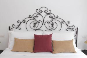 Vatican vista gem apartment with Balcony