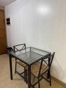 K&K Two Palm Trees Villas Airport Stay