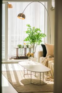 Memory Retreat, 3R4B, Subway Line 2 Guui station, Jamsil, Sungsu, Kspo