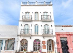 Hotel Boutique ADAZ