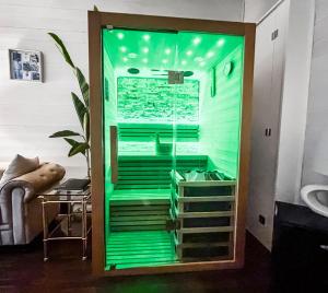 Glamour & jacuzzi privé Chambéry