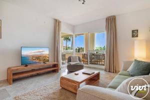 ViVi Homes - Vista del Sol, Sea view - pool - terrace