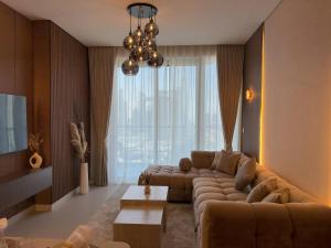 Luxury 2Bedroom VIDA Residence Dubai Mall - Premium Location, Building Connected to Dubai Mall & Burj Views from Balcony!