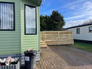 6 Rannoch, lovely holiday static caravan for dogs & their owners.