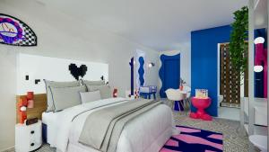 Symone by Adonis - Poitiers