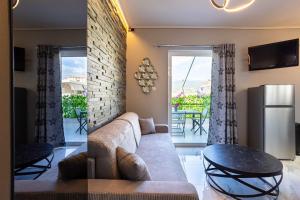 Kalamata Coastal Nest Modern Seaside Escape