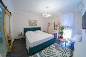 Adore Green Apartment