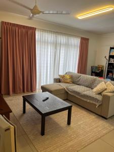 Santaii Stay - Seamless Remote Work and Family Fun