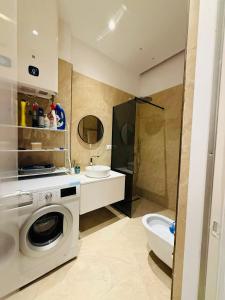 Drymades Beachfront Freklo Apartment