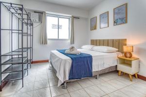 Ar nos Quartos, Praia e Churrasco em Cobertura espaçosa para até 8 hóspedes em Cabo Frio