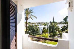 Apartment with 4 pools, mini golf, kids club & gym by Algarve Dream Holidays