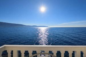 Riva Felice - Romantic Experience with Lake View