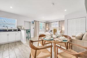 Hawksbill 201, Beach Studio, Heated Pool