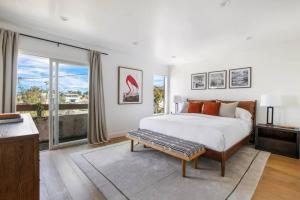 Pacific Breeze - Modern Venice Beach Home