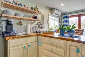 Lake Freeman Gem with Dock Access and Sunset View!