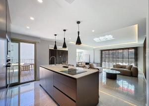 New Modern rooftop 2 ch 4 peoples Clim Wifi