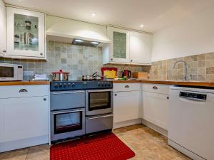 4 Bed in Langton Matravers 76659