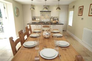 4 Bed in Gower oc-hh471