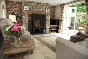 4 Bed in Gower oc-hh471