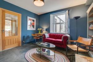 4 Bed in St. Wenn oc-p00886