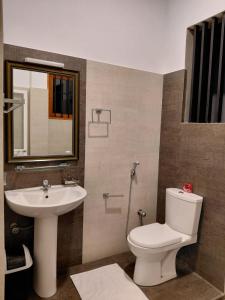 Sea Breeze Villa Madiha