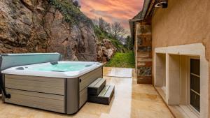 Au fil de lO - Evasion romantique de charme avec jacuzzi privatif