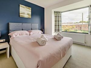 5 Bed in Hartland 76546