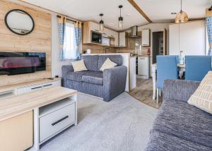 Waters Edge Leisure Park