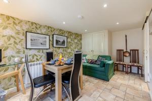2 Bed in Weybourne oc-1789