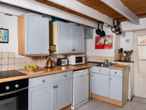 3 Bed in Dorstone BN070