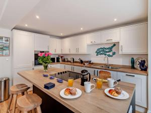 2 Bed in Bembridge 94115