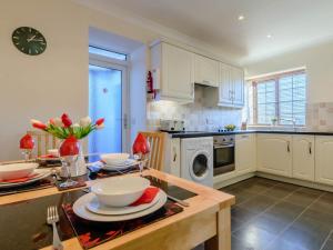 2 Bed in Seahouses oc-cn109