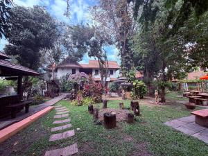 Ayutthaya Garden River Home