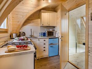 1 Bed in Sheinton 93394