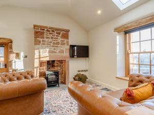 2 Bed in Dalston 93820