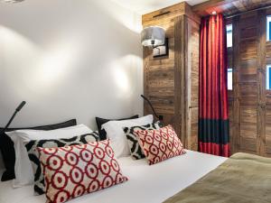 Appartement skis aux pieds à Val-dIsère, ambiance chic et moderne - FR-1-844-5