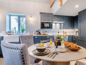 1 Bed in Tirley 95793