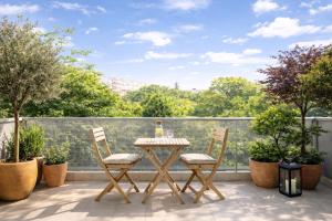 Grand Getaway Suite 300mts from the Beach